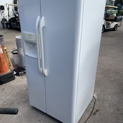 Frigidaire Fridge  