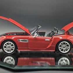 Maisto BMW Z8 Roadster Convertible Red 1:18 Diecast Mint