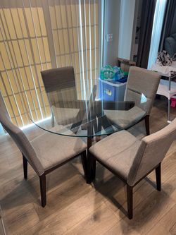 Kitchen table