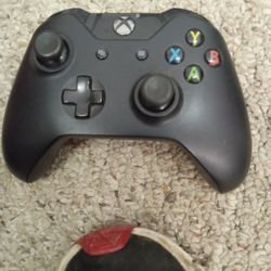 First Edition Xbox One Controller No Headphone Jack 