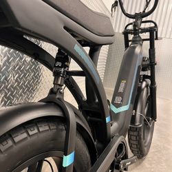 Powerful Step Through Electric Ebike 1000W Motor, 20ah, 30mph, Front Rack, USB