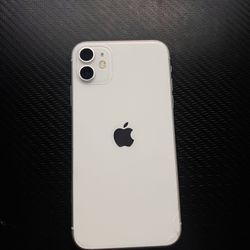 (LOCKED) iPhone 11 All White, No Case
