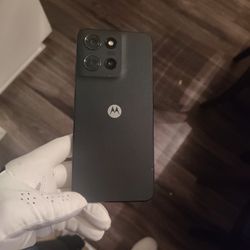 Moto G 2025 $100