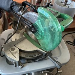 Hitachi 10” Compound Meter Saw