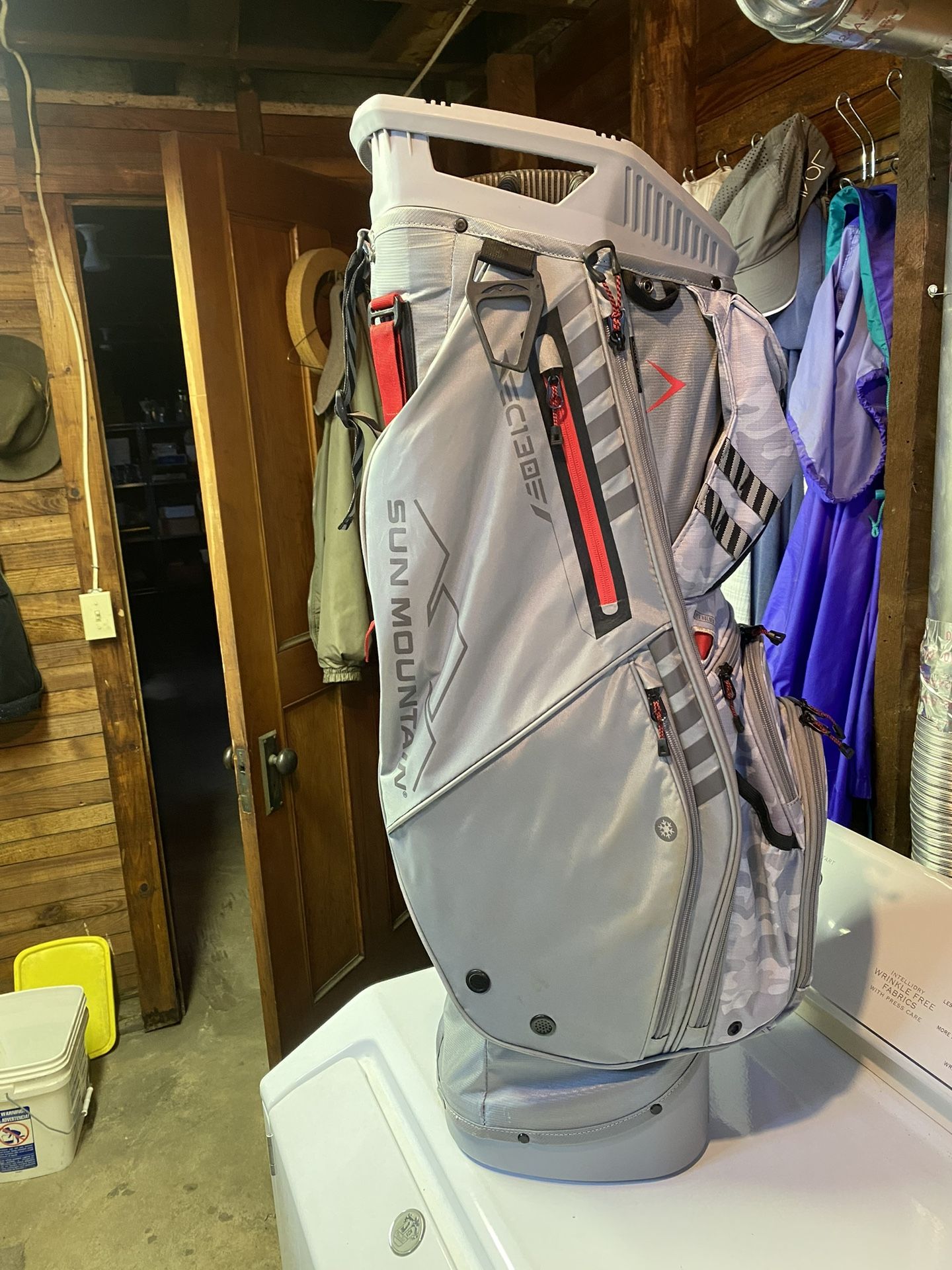 Sun Mountain Golf Bag