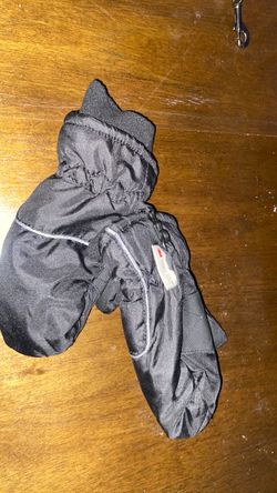 Black Winter Mittens with Wrist Strap