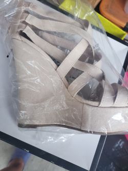 Beige Wedge Sandal 8 NEW
