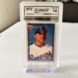 Baseball Card: 1991 Topps Traded Ivan Rodriguez #101T