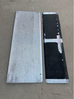 Aluminum wheel chair ramp