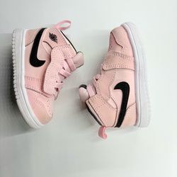 Nike Air Jordan 1 Mid ALT shoes Soft pink size 4c kids baby girl easy on sneaker