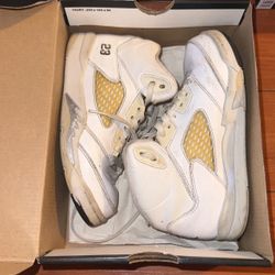 2014 Air Jordan 5 Retro BP Size 1Y