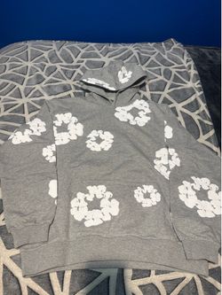 DENIM TEARS Cotton Wreath Graphic Pullover Hoodie Gray