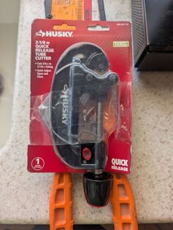 Husky 2-1/8 " tube cutter