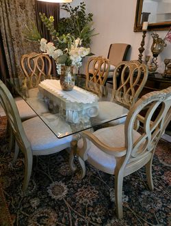Vintage Dining table set with 6 chairs