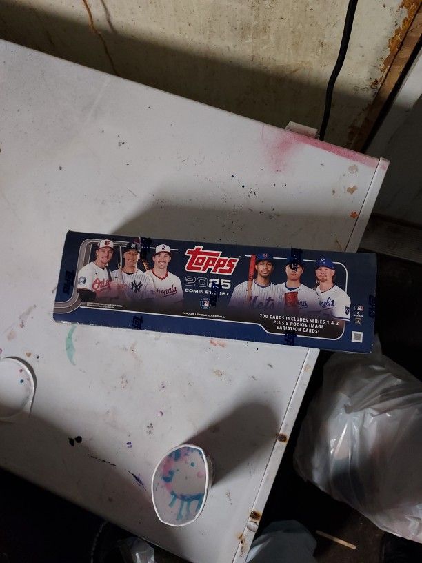 Topps Baseball Cards