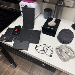 Beats Solo Pro 3 Gold 