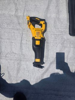 DEWALT
FLEXVOLT 60-Volt MAX Li-Ion Cordless Brushless Reciprocating Saw with FLEXVOLT 20V/60V tool only