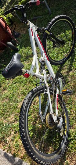 Full suspension Mountain Bicycle