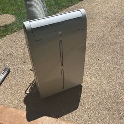 Sharp Portable Air Conditioner Model Cv-P10NC