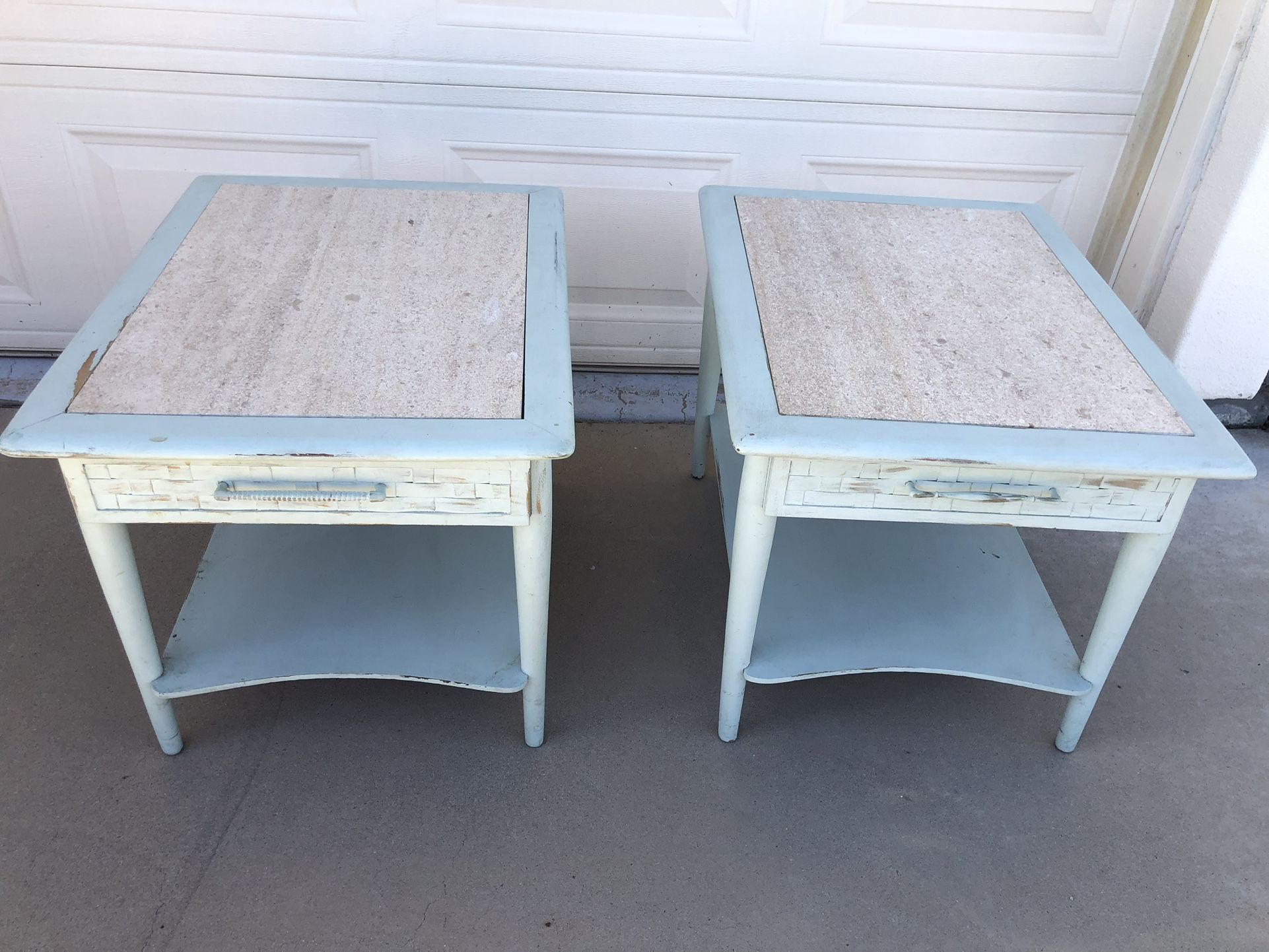 2 End Tables With Drawer
