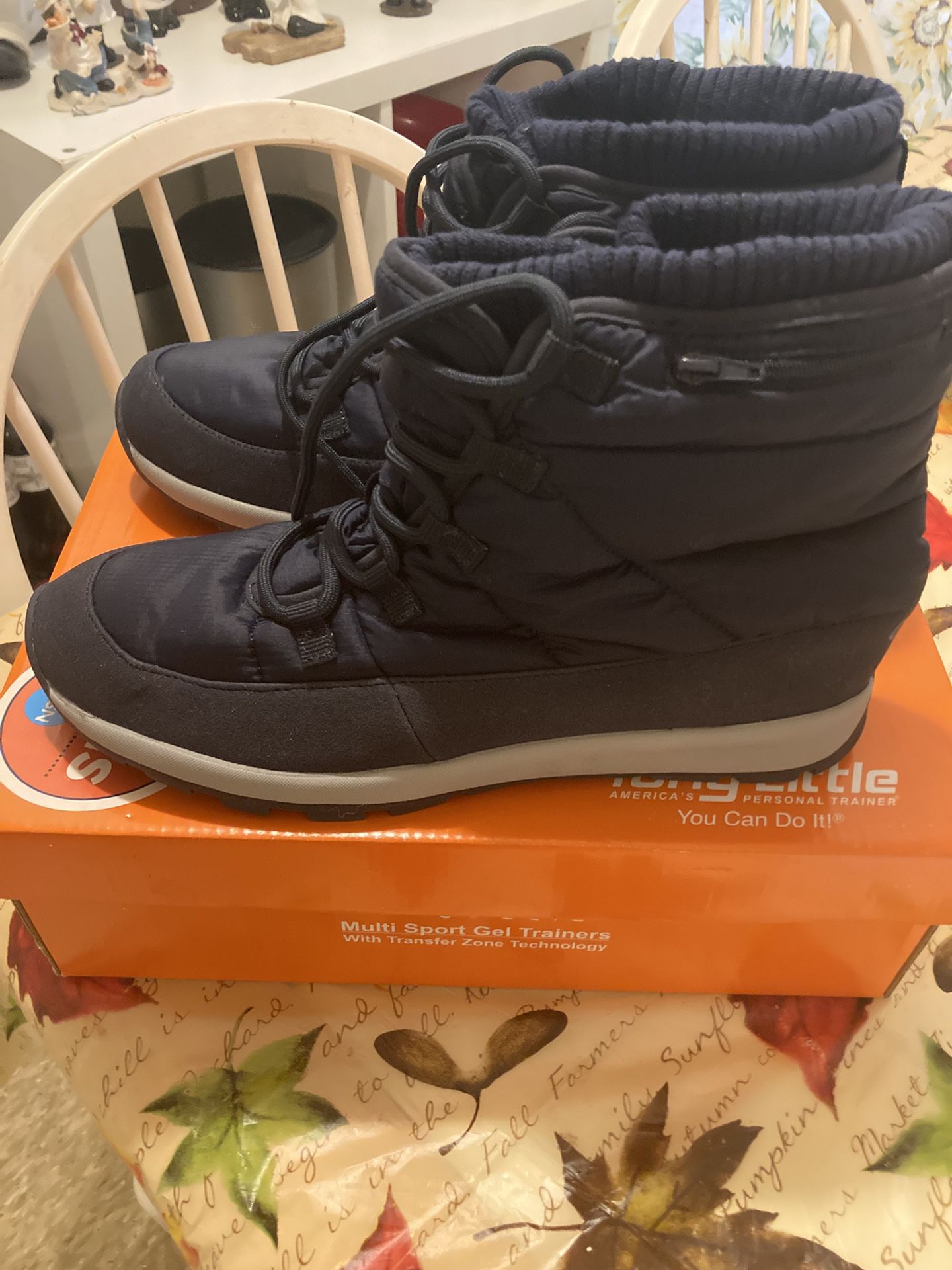 9.5 Woman’s