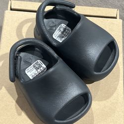 YEEZY SLIDE INFANT
