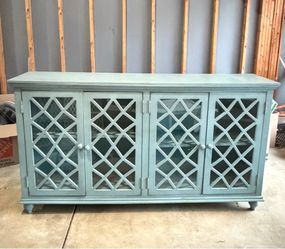 Large Accent Cabinet / Buffet / Console / Sideboard