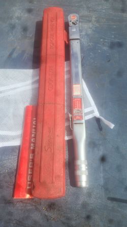 Snop on  click-type  torQue wRENcH