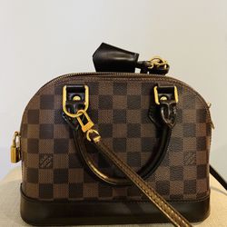 Louis Vuitton Shoulder Bag 