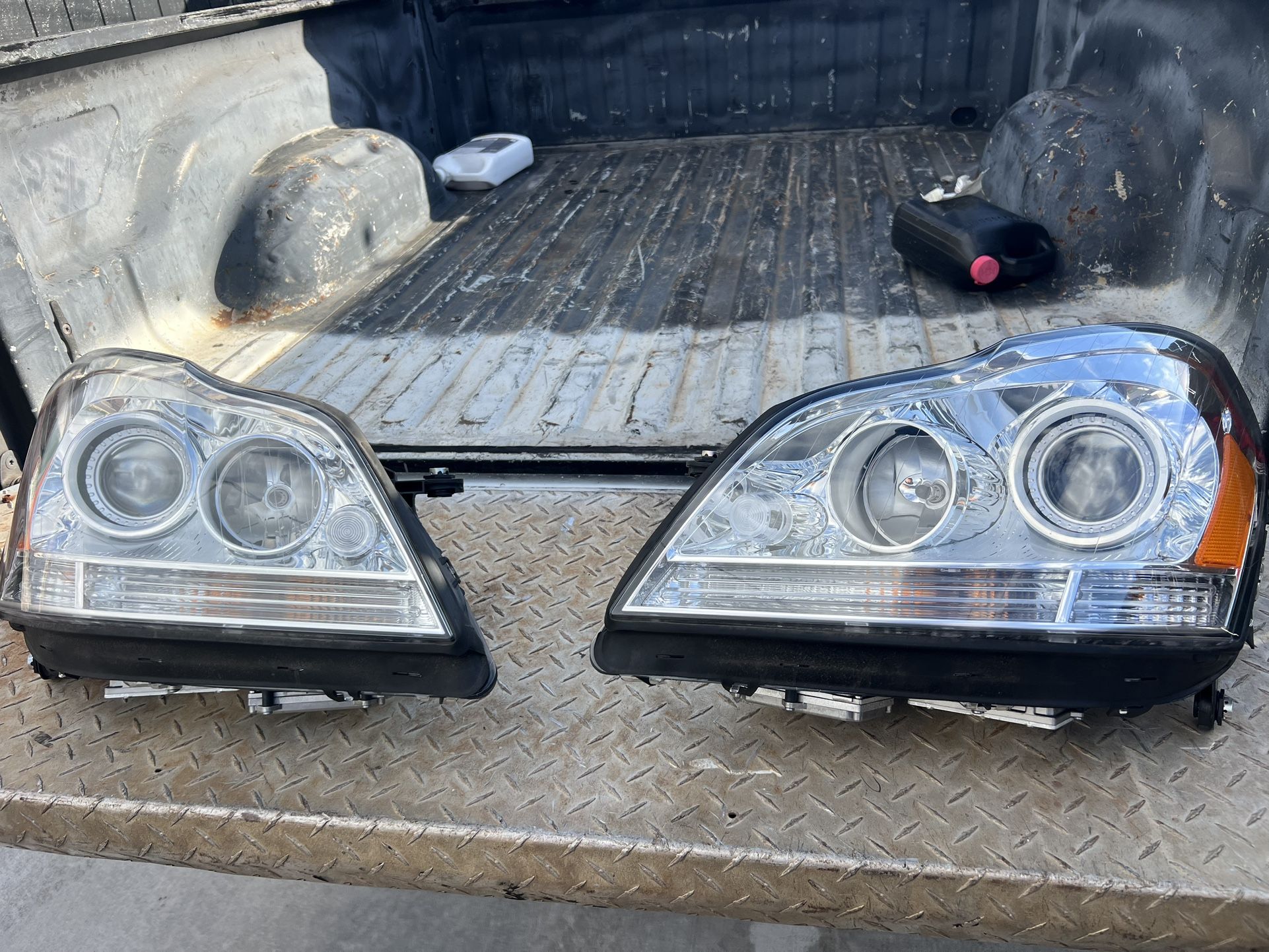 2011 Mercedes GL450 HID Headlights