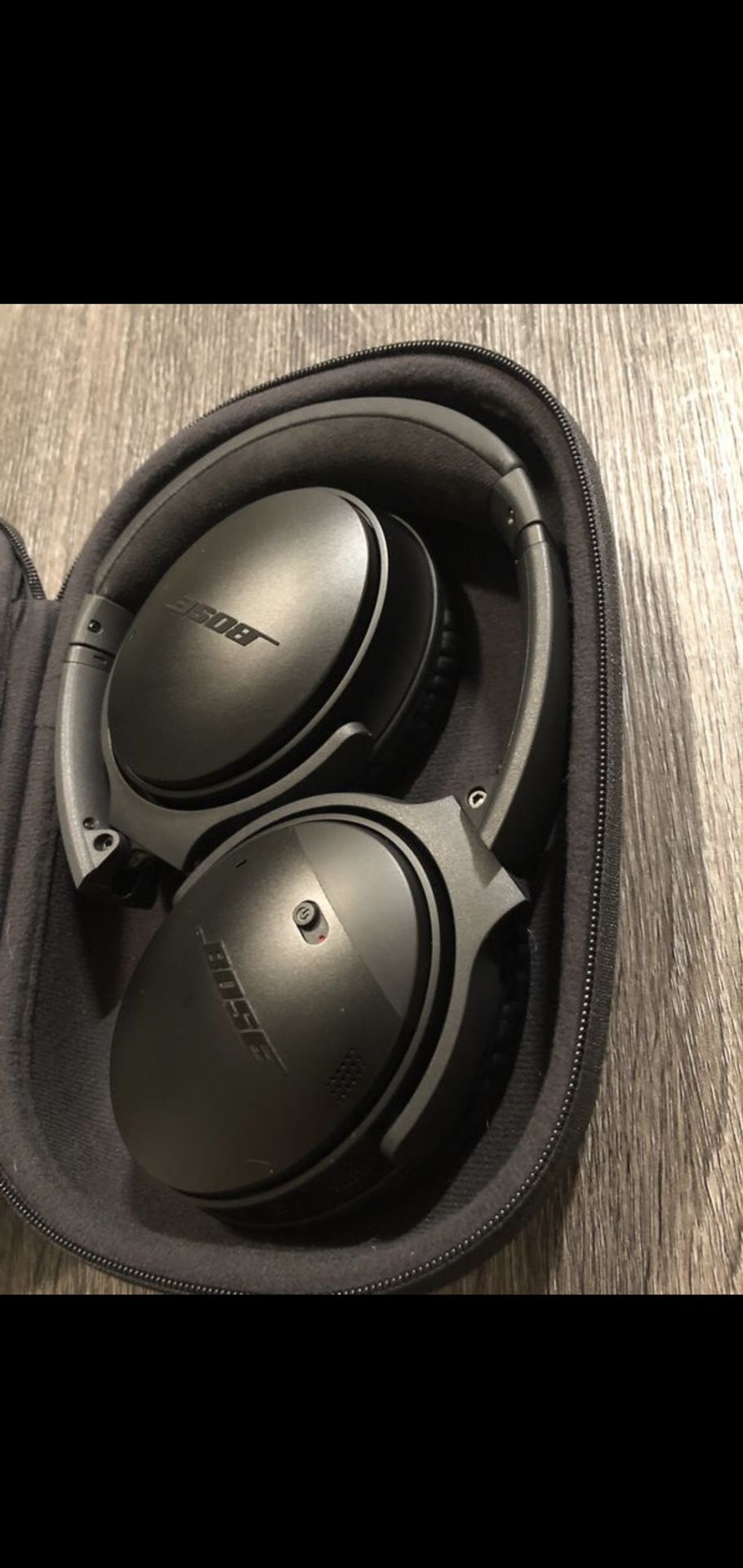 Bose QC35 Wireless Headphones Noise Cancelling