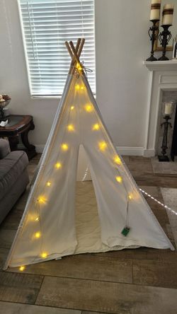 Tiny Land, Teepee Tent
