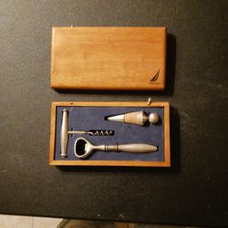 Vintage Nautica Gift Wine SET