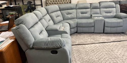 New fabric recliner sectional couch / free delivery