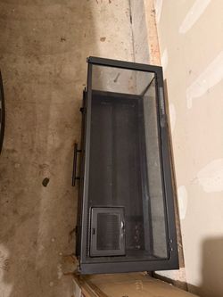 Reptile enclosure