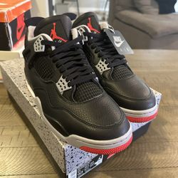 Jordan 4 Bred Reimagined size 11