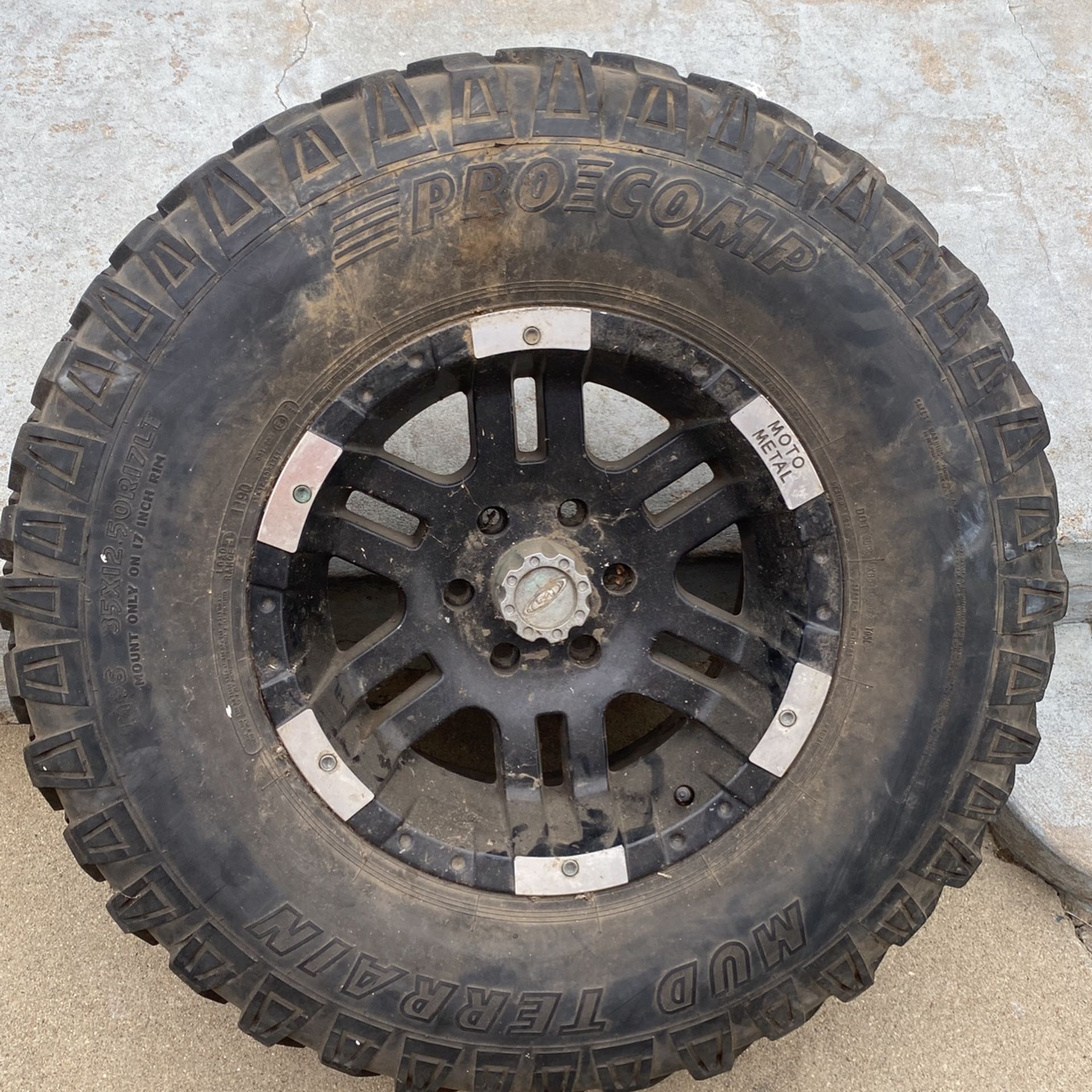 used tire,(Llanta usada)