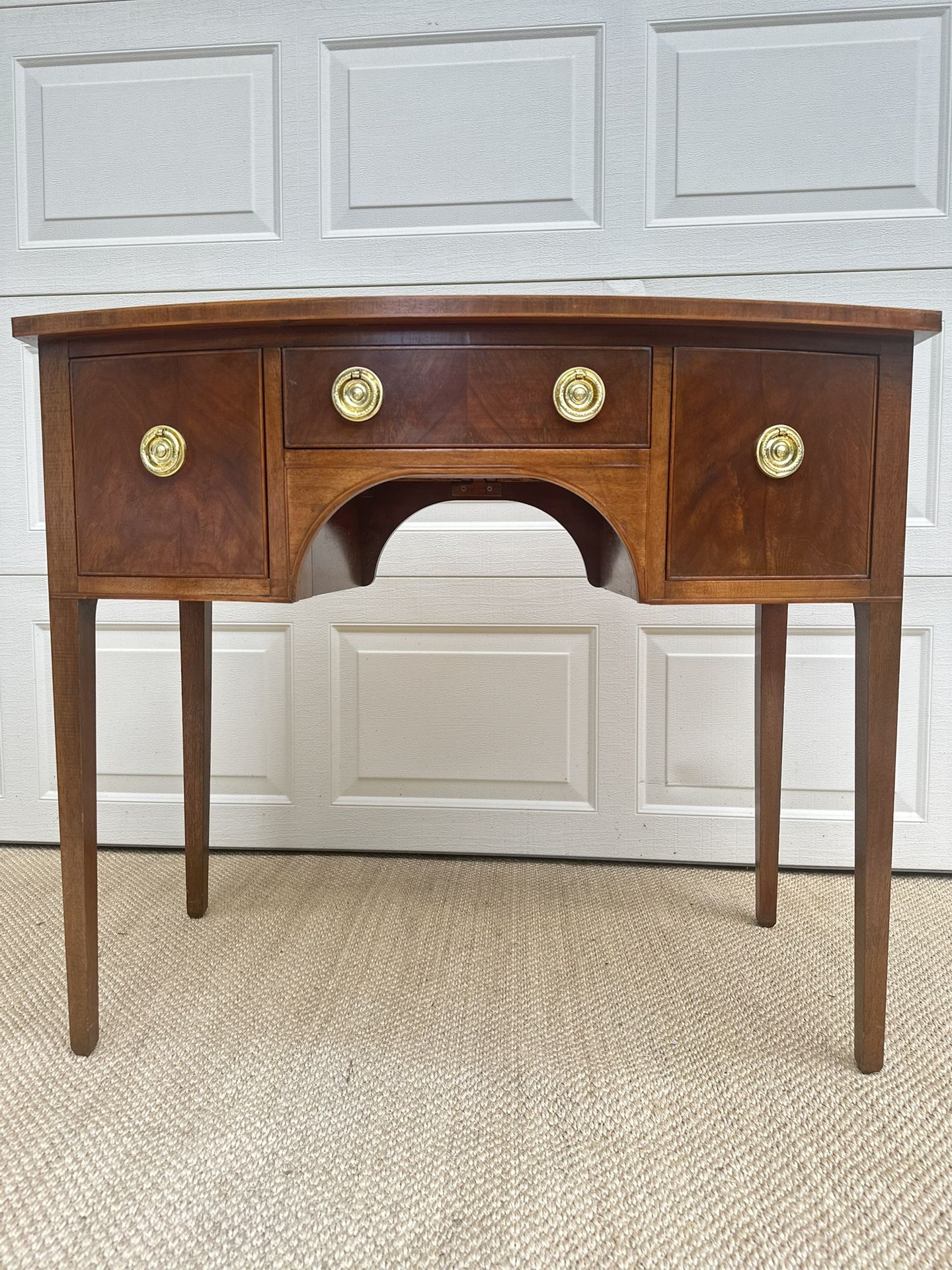 ENGLISH SOLID MAHOGANY BOW-FRONT SIDE TABLE / HALL TABLE - VERY WELL MADE!