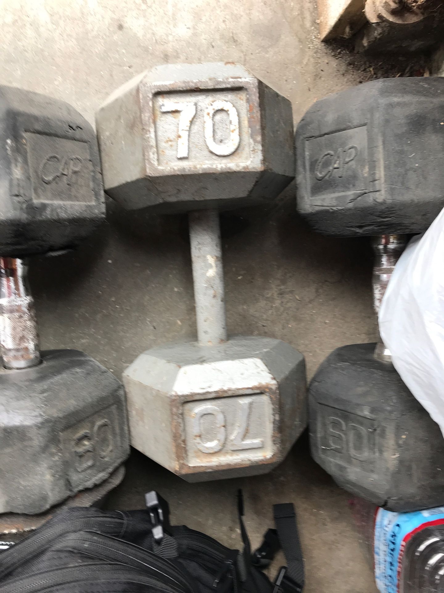 Single 70lbs dumbbell