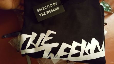 The weeknd crewneck 35$ size large