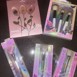 Paris Hilton Brush Lot 