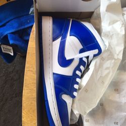 Nice Nike Shoes Female 9.5