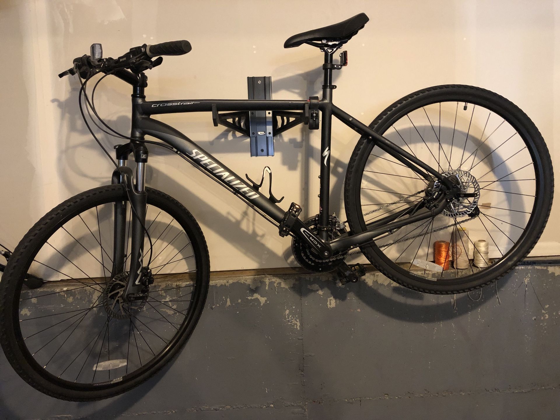 Specialized Crosstrail hybrid XL Frame EN14764 for Sale in Mill Creek