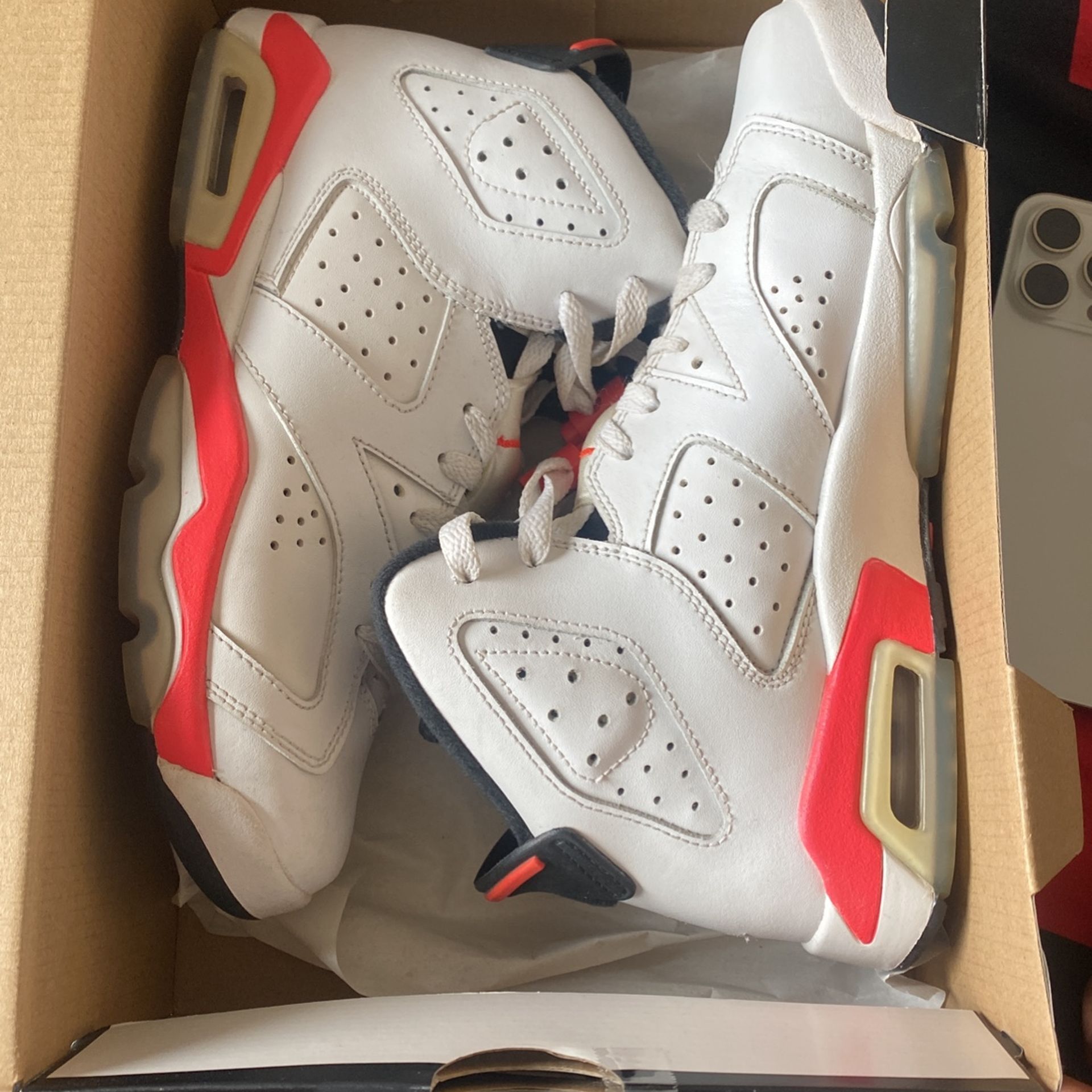 Air Jordan six retro BG white infrared 2014 size 6