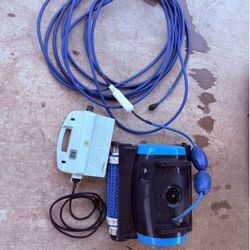 Dolphin Nautilus Automatic Robotic Pool Cleaner