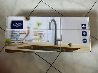 GROHE PULL DOWN KITCHEN FAUCET