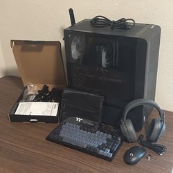 Gaming PC + Accessories 