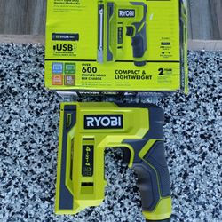 STAPLER RYOBI 