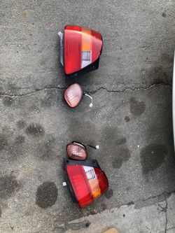 Lexus GS300 taillights