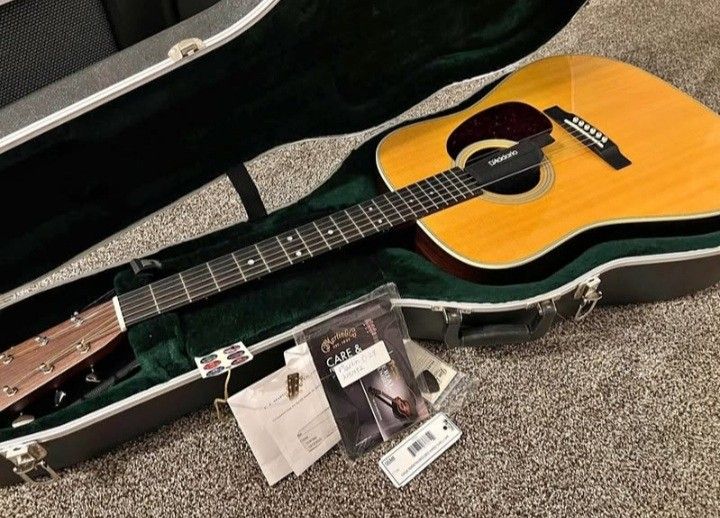 Martin-D28-Guitar